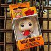 Ігрова фігурка на кліпсі Funko Pop! серії Загін самогубців – Гарлі Квінн (56007) купити в магазині “Пустун” Фото 4