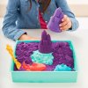 71402_7 Набір піску для дитячої творчості - Kinetic Sand V2 Замок із піску (71402) купити в магазині “Пустун” Фото 9
